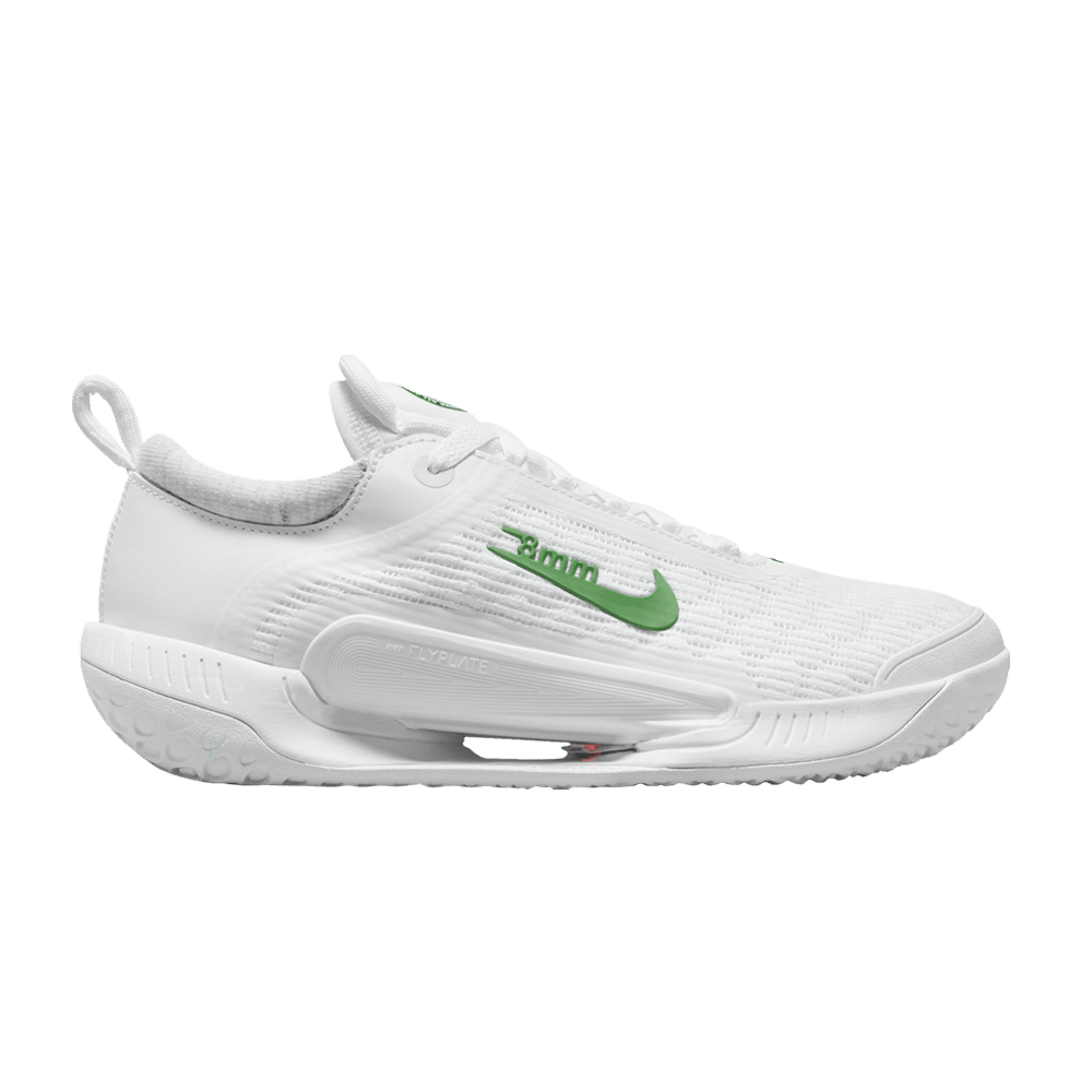 wmns-nikecourt-zoom-nxt-hc-white-kelly-green-dv3282-102