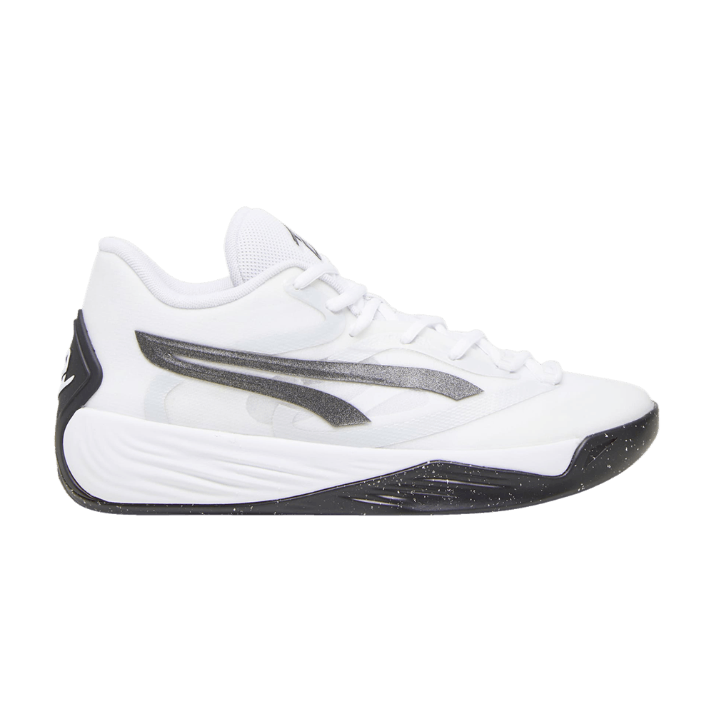 wmns-stewie-2-team-white-black-379082-02