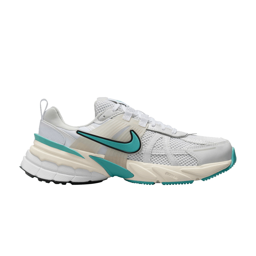 wmns-v2k-run-white-dusty-cactus-fd0736-105