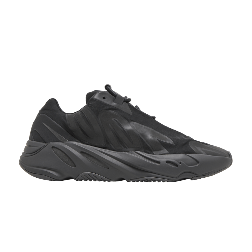 yeezy-boost-700-mnvn-triple-black-2024-fv4440-24