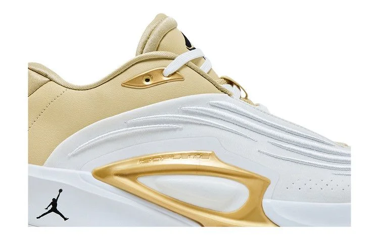 Кроссовки Air Jordan Luka 3 SE 'El Matador'