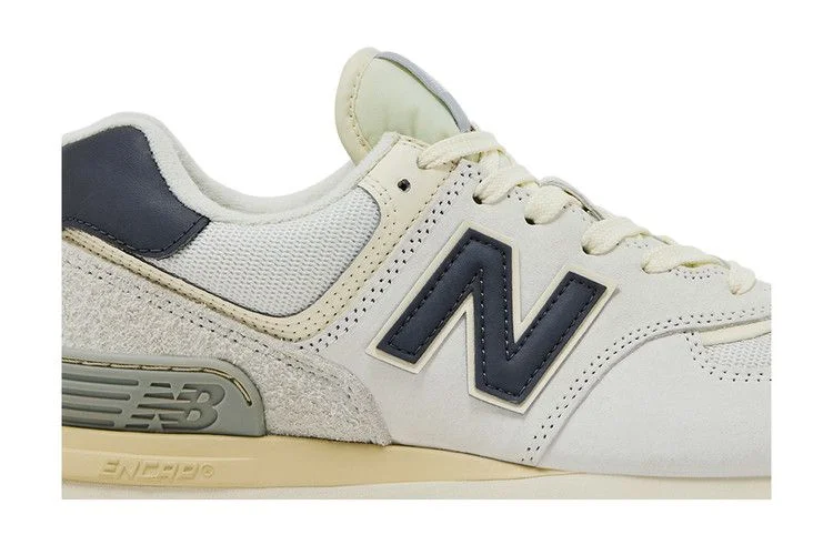Krossovki-New-Balance-574-Legacy-White-Grey-1