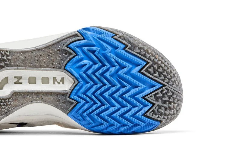 Кроссовки Nike Air Zoom GT Cut 2 EP 'Catching Fire'