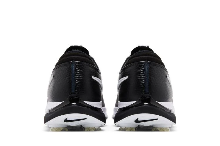 Кроссовки Nike Air Zoom Victory Tour 3 'Black White'