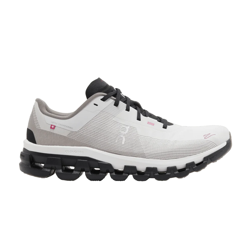 Кроссовки ON Cloudflow 4 DISTANCE 'White Black'