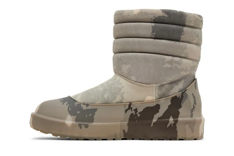 Stampd x UGG Classic Boot 'Camo'