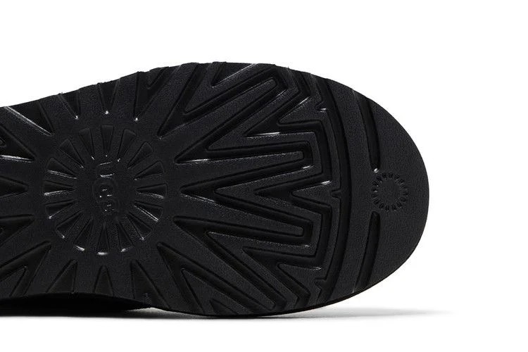 UGG Neumel Quickclick Chukka 'Black'