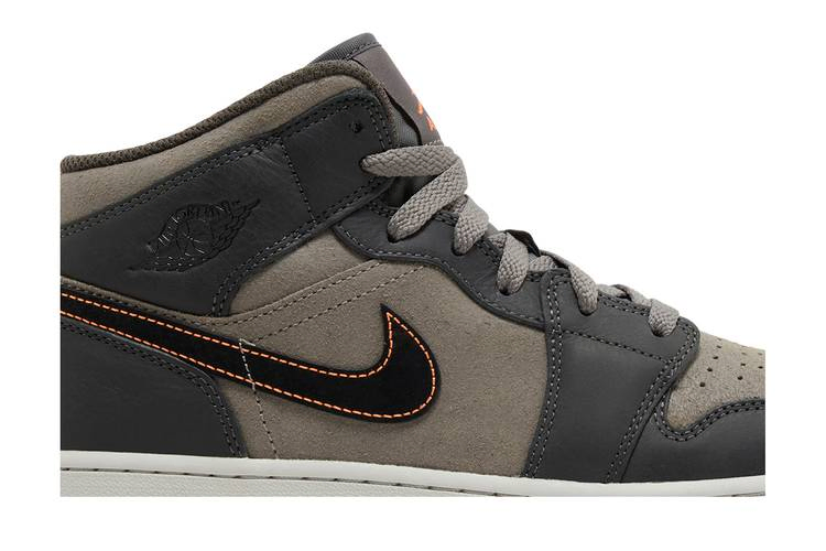 Кроссовки Air Jordan 1 Mid SE GS 'Night Stadium'