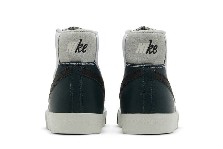 Кроссовки Nike Blazer Mid '77 Premium 'Remix'