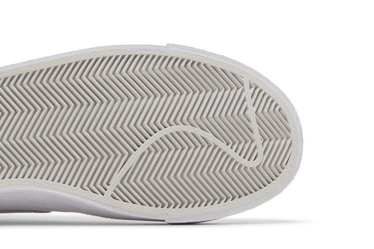 Кроссовки Nike Blazer Mid '77 Vintage 'Airbrush - Photon Dust'