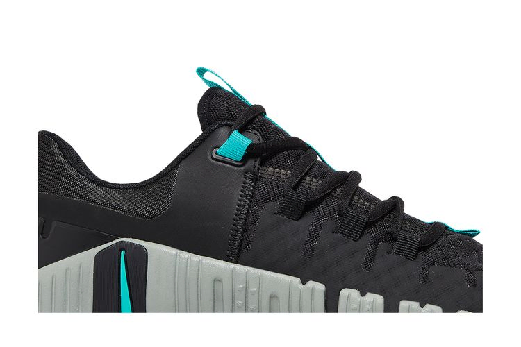 Кроссовки Nike Free Metcon 5 TB 'Black Clear Jade'