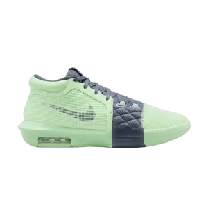 Vapor Green/Легкий карбон/Белый