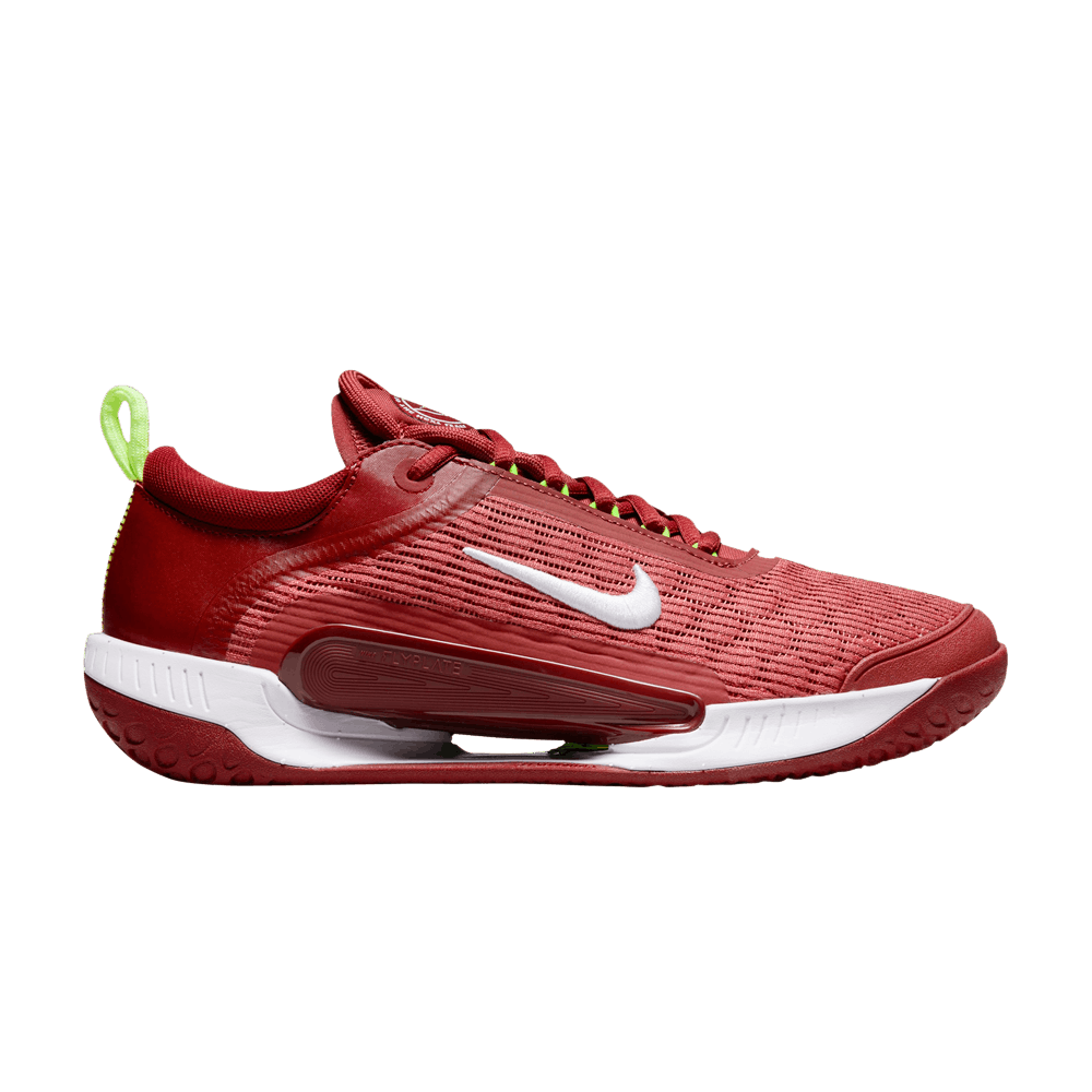 nikecourt-zoom-nxt-hc-cedar-team-red-dv3276-600