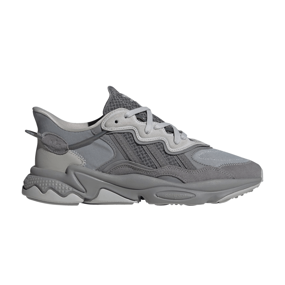 ozweego-triple-grey-id9823