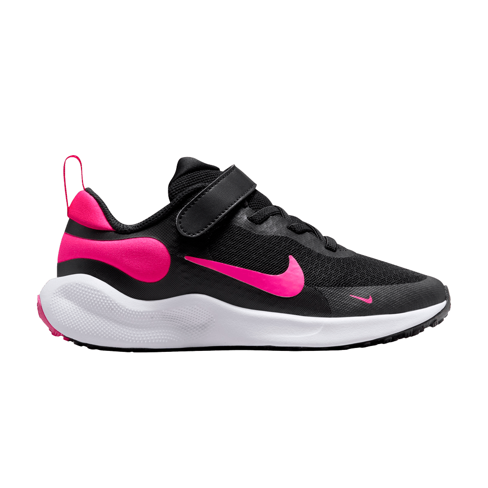 revolution-7-ps-black-hyper-pink-fb7690-002