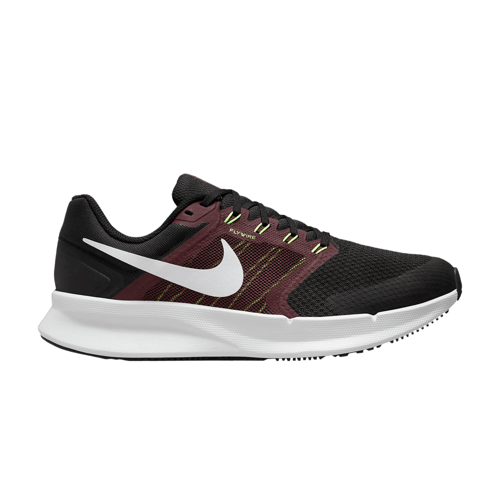 run-swift-3-black-burgundy-crush-dr2695-007