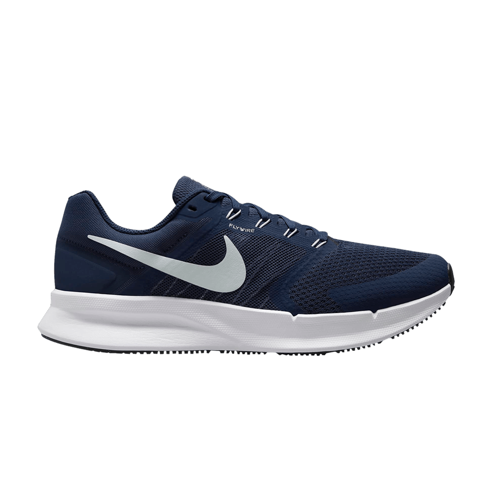 run-swift-3-midnight-navy-pure-platinum-dr2695-401