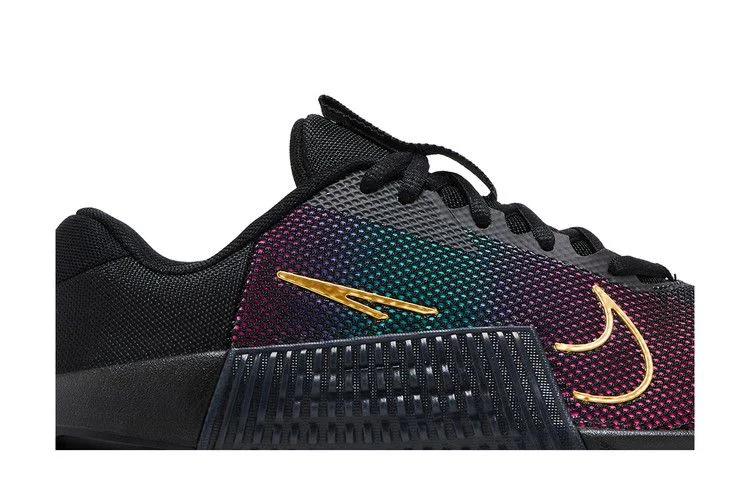 Кроссовки Nike Wmns Metcon 9 Premium 'Black Fireberry Gold'