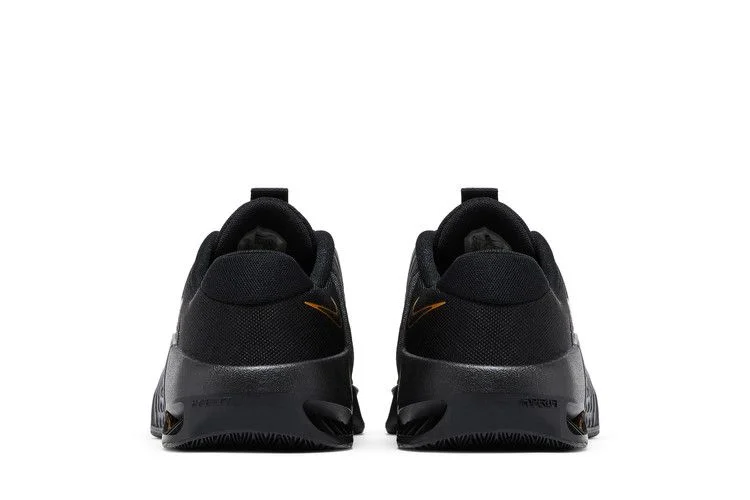Кроссовки Nike Wmns Metcon 9 Premium 'Black Fireberry Gold'