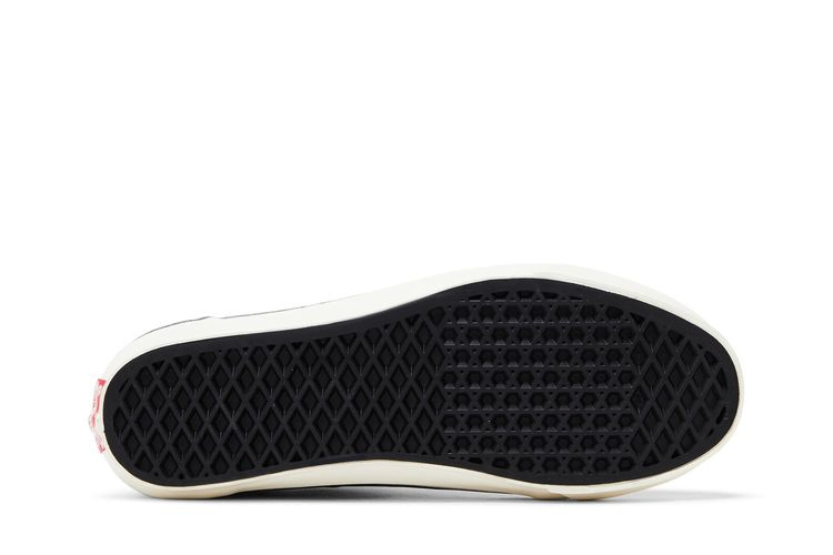 Кроссовки Vans Undefeated x OG Old Skool LX 'U-Man - Dark Shadow'