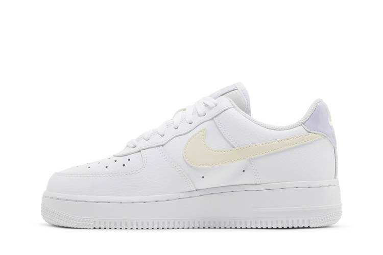 Кроссовки Nike Wmns Air Force 1 '07 'Coconut Milk Oxygen Purple'