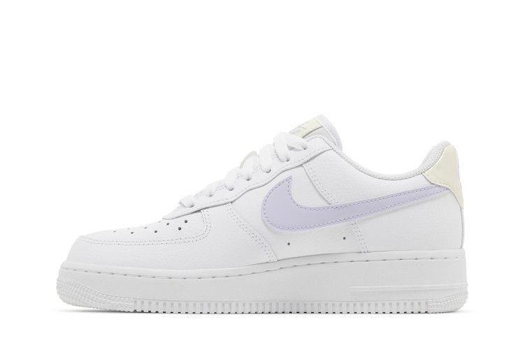 Кроссовки Nike Wmns Air Force 1 '07 'Coconut Milk Oxygen Purple'