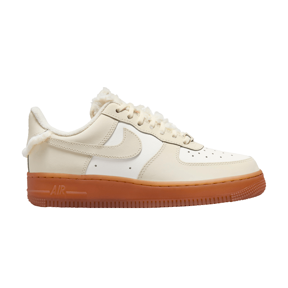 Nike air force one gum bottom hotsell