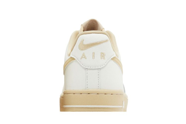 Кроссовки Nike Wmns Air Force 1 '07 'Sail Sesame'