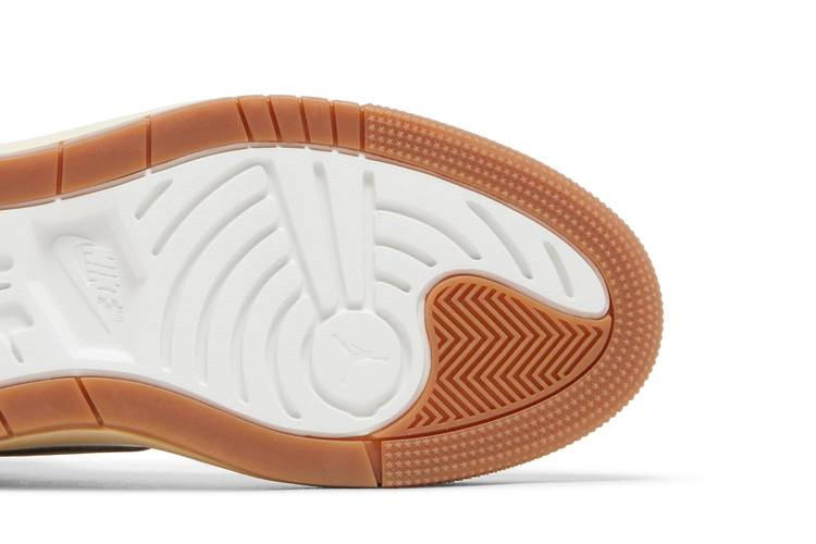 Кроссовки Wmns Air Jordan 1 Elevate High SE 'Sail College Grey'