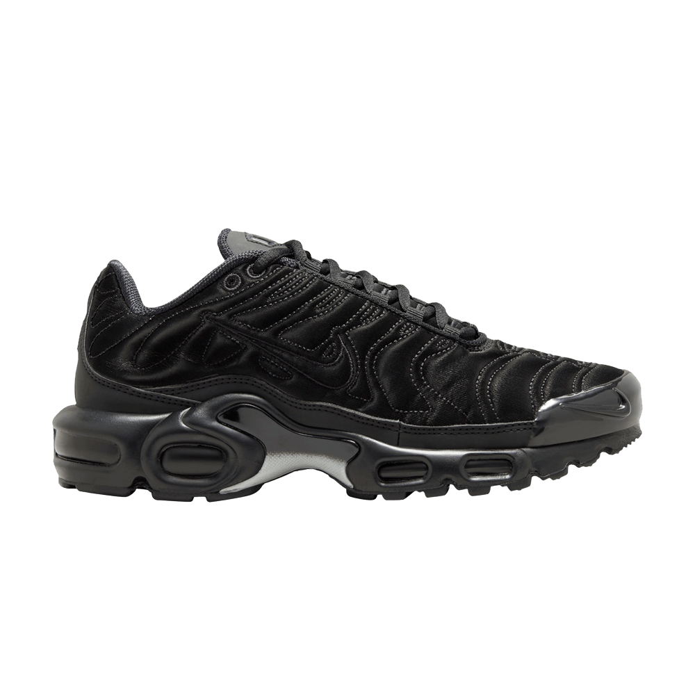 wmns-air-max-plus-black-stitching-fv1169-001