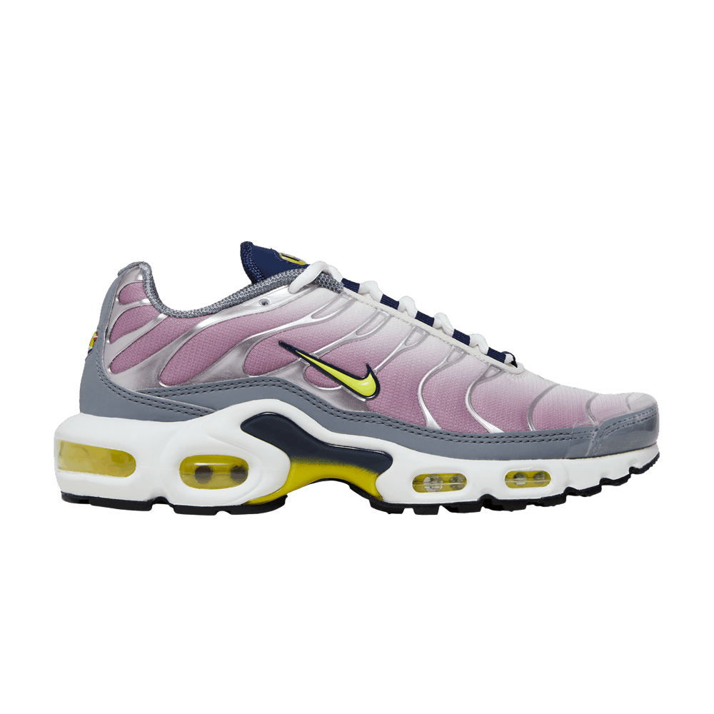 wmns-air-max-plus-violet-dust-high-voltage-fn8007-500