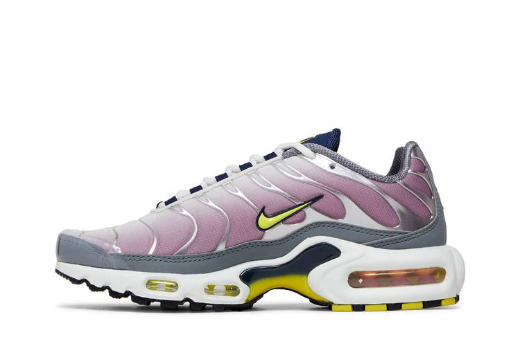 Кроссовки Nike Wmns Air Max Plus 'Violet Dust High Voltage'