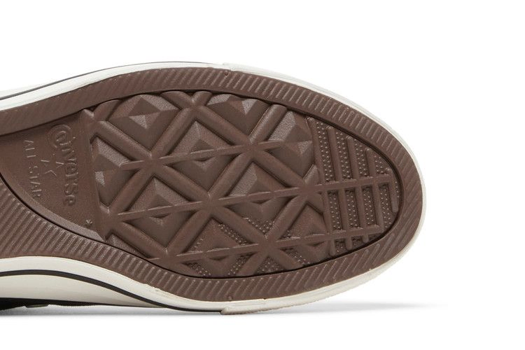 Кроссовки Converse Wmns Chuck Taylor All Star High 'Y2K Heart - Black'