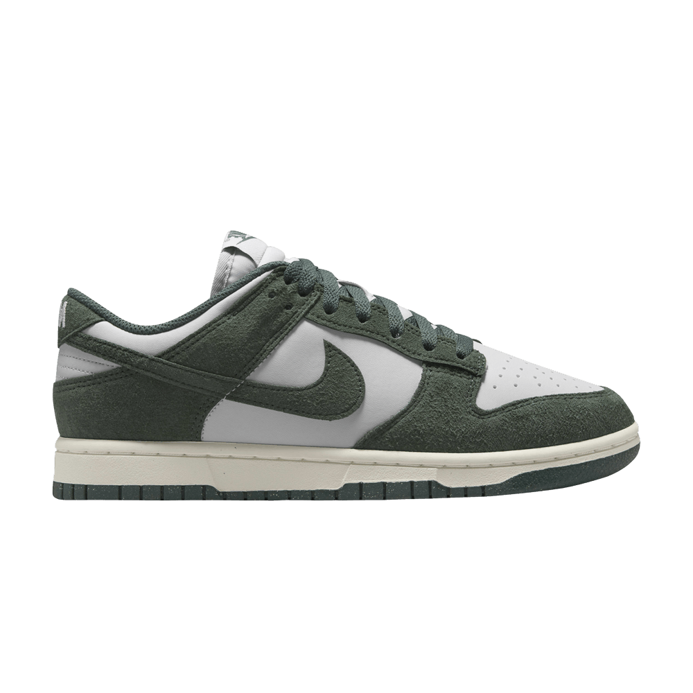 wmns-dunk-low-next-nature-vintage-green-hj7673-002