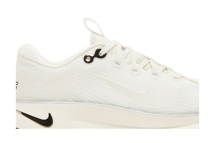 Кроссовки Nike Wmns Motiva 'Summit White Black'