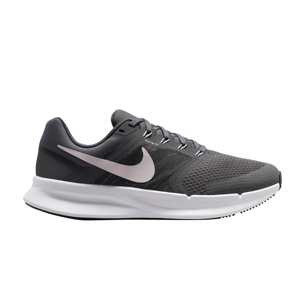 wmns-run-swift-3-iron-grey-dr2698-008