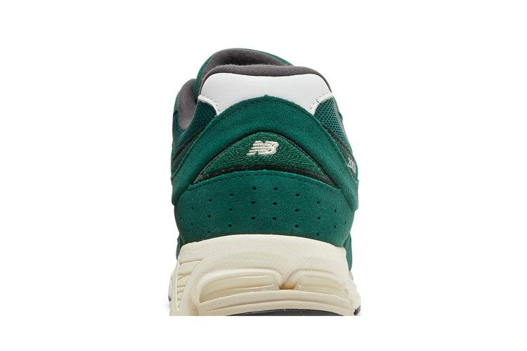 Кроссовки New Balance 2002R 'Suede Pack - Forest Green'