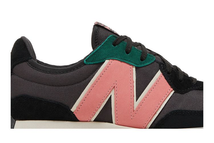 Кроссовки New Balance 327 'Chinese New Year - Black Natural Pink'