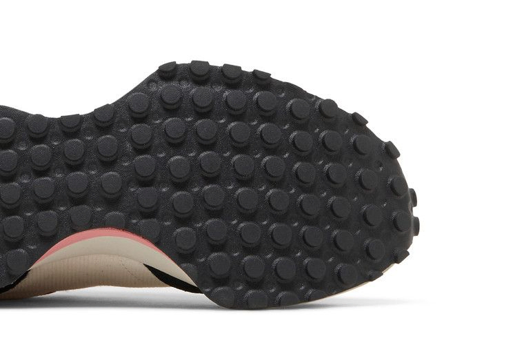 Кроссовки New Balance 327 'Chinese New Year - Black Natural Pink'