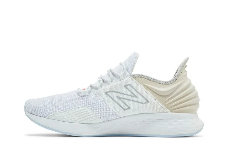 Кроссовки New Balance Fresh Foam Roav 'White Red'