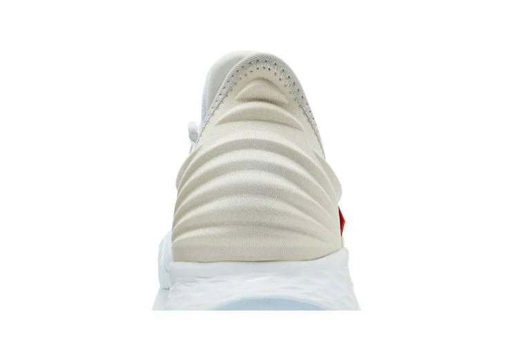 Кроссовки New Balance Fresh Foam Roav 'White Red'
