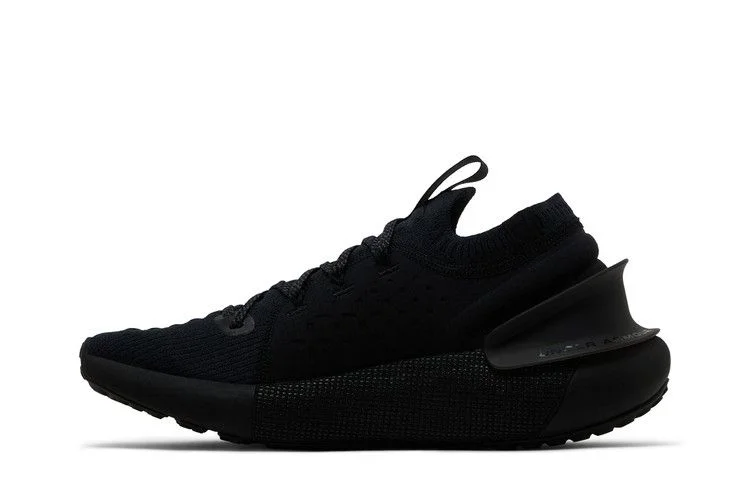 Кроссовки Under Armour HOVR Phantom 3 'Triple Black'