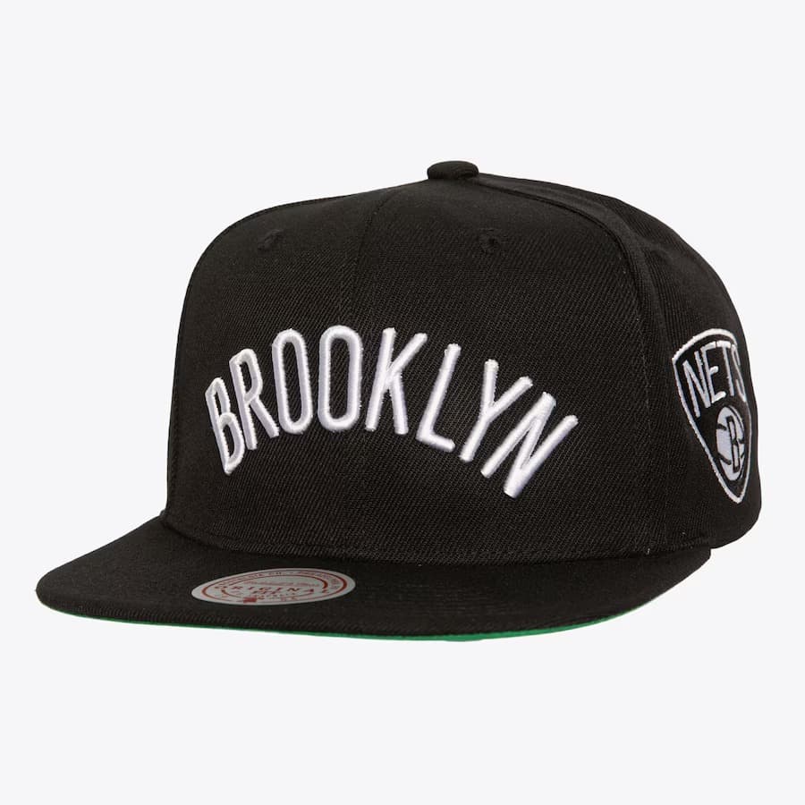 bejsbolka-mitchell-ness-black-brooklyn-nets-triple-play-snapback-hat