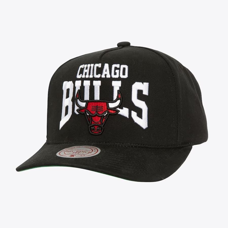 bejsbolka-mitchell-ness-black-chicago-bulls-big-time-pro-snapback-hat