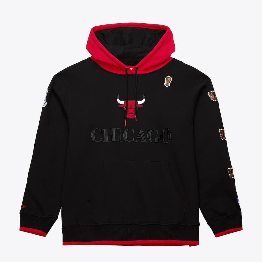 hudi-mitchell-ness-black-chicago-bulls-team-og-3-0-vintage-fleece-pullover-hoodie