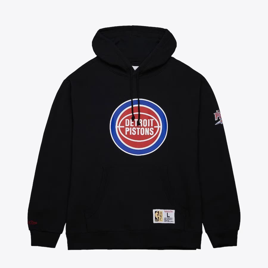 hudi-mitchell-ness-black-detroit-pistons-game-time-vintage-logo-fleece-pullover-hoodie