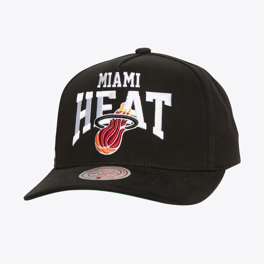 bejsbolka-mitchell-ness-black-miami-heat-hardwood-classics-big-time-pro-snapback-hat