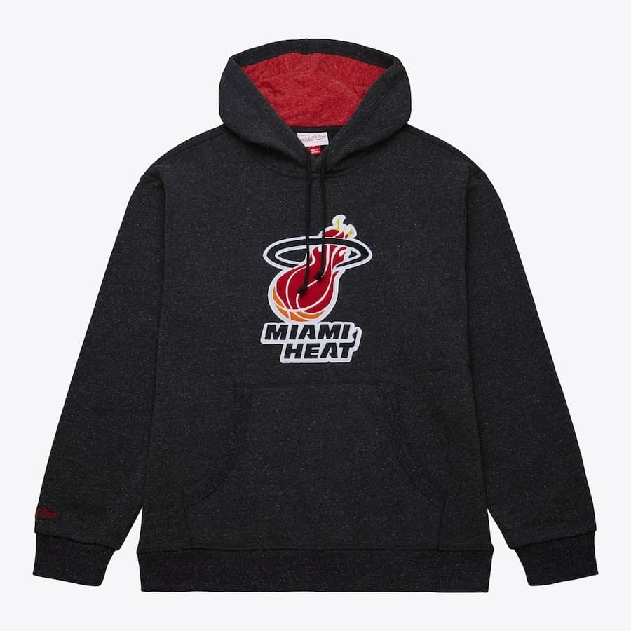 hudi-mitchell-ness-black-miami-heat-snow-washed-fleece-pullover-hoodie