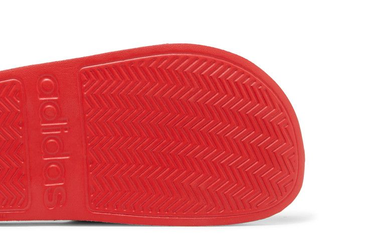 Кроссовки adidas Adilette Shower Slide 'Vivid Red'