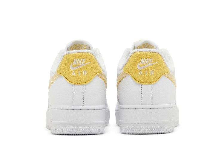 Кроссовки Nike Air Force 1 '07 'Brushstroke - White Solar Flare'